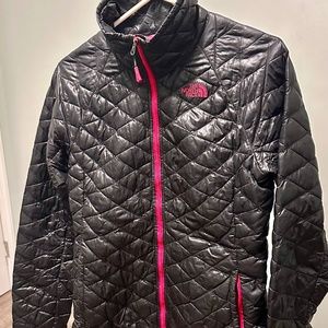 Gently Used Light Weight The North Face Jacet